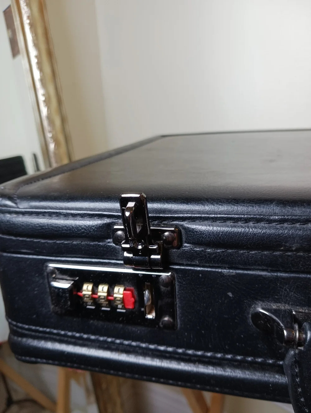 Samsonite men’s leather